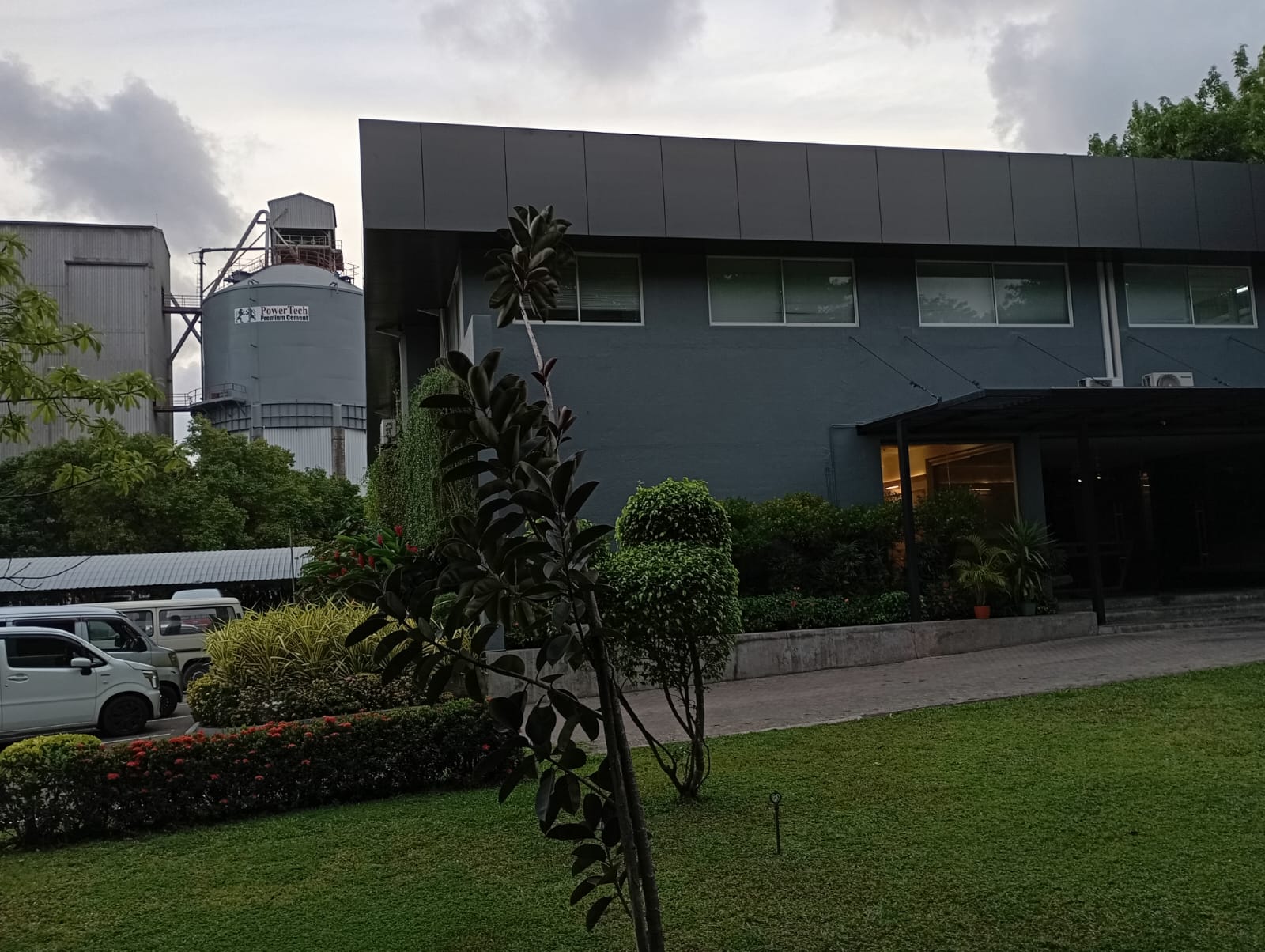 DHT Cement (Powertech) - Ja-Ela - Image 1
